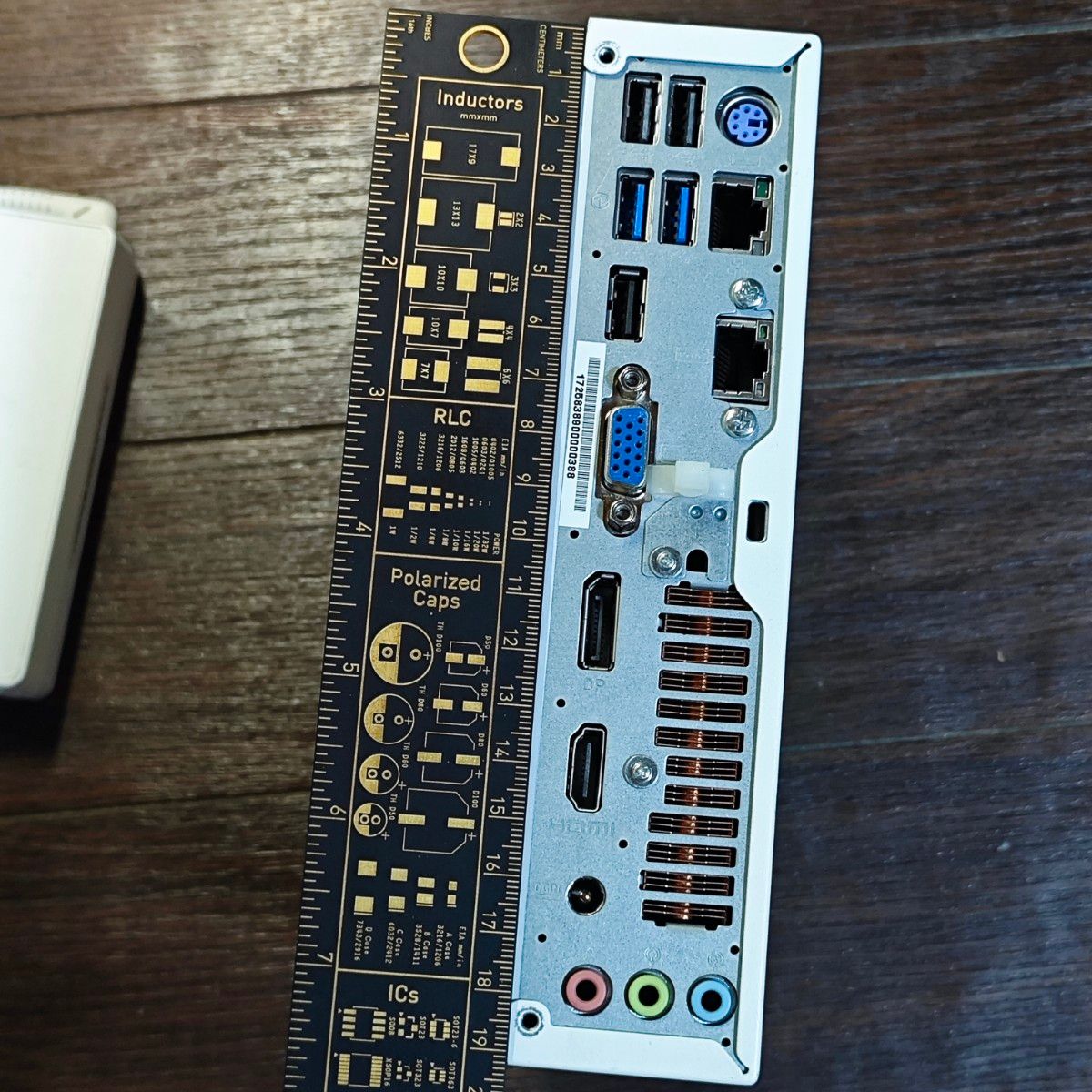 i5-8500T 32GB EPSON Endeavor ST190E