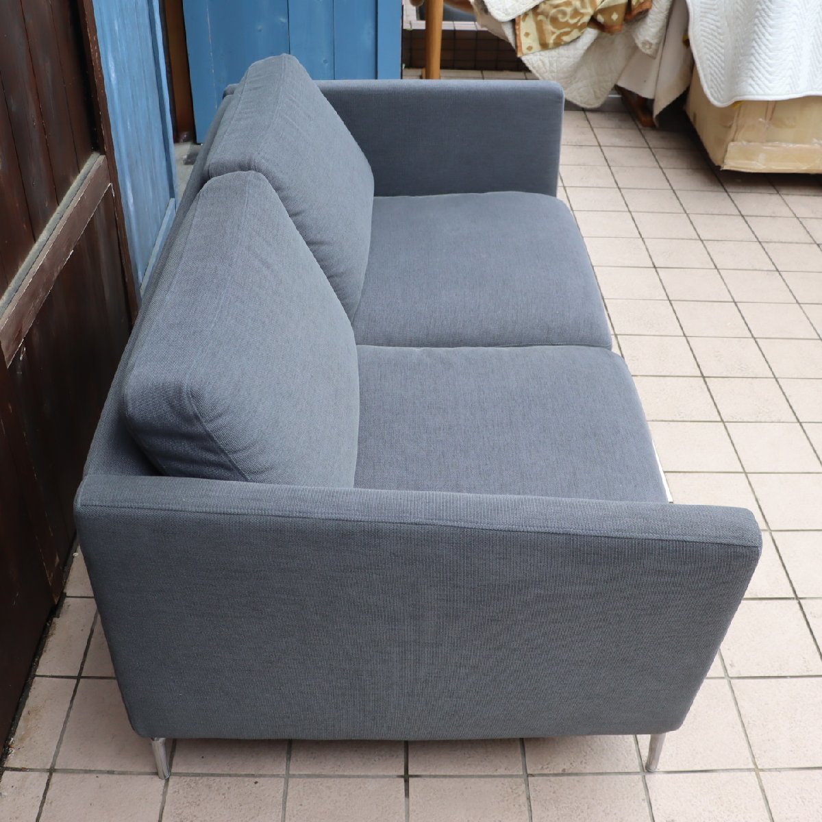 BoConcept ボーコンセプト OSAKA オーサカ 2人掛けソファ 2シーターソファ シンプル モダン 北欧デンマーク ラブソファ DE341 | ovale.eu