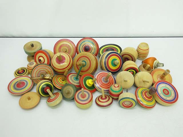 *sz0708. comfort set sale cord attaching decoration . comfort wide . road .? wide ...? tradition toy tree ground toy whirligig koma large amount collection Showa Retro *