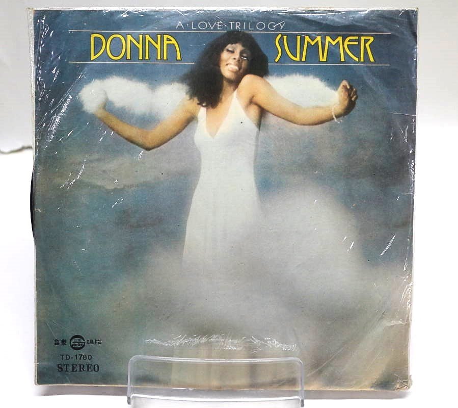 [TK1635LP] LP DONNA SUMMER/A・LOVE・TRILOGY（ドナ・サマー） 激レア台湾盤！ レーベルにミスプリ有り UNION TD-1780_画像1