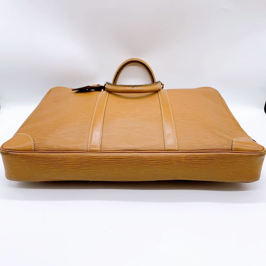 美品 LOUIS VUITTON ポルトドキュマン エピ ブリーフケース
