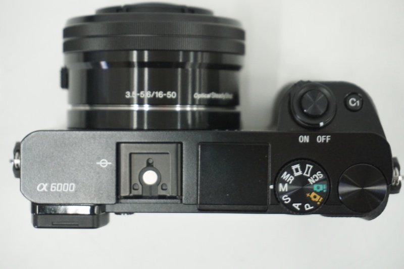 SONY/ソニー デジタル一眼カメラ α6000 + ズームレンズ(SELP1650