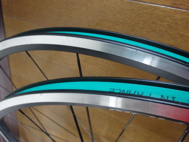 Campagnolo Neutron カンパニョーロ ニュートロン クリンチャー カンパニョーロ アルミホイール 旧ニュートロン カンパ10Sフリー