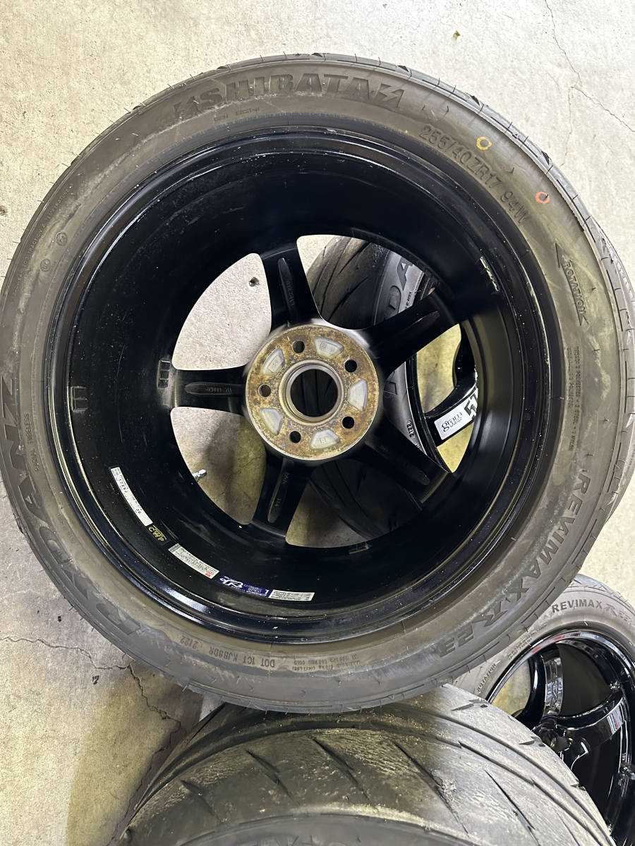 RAYS 57CR 17インチ9.0j+38 114.3 5H 4本 シバタイヤTW200付
