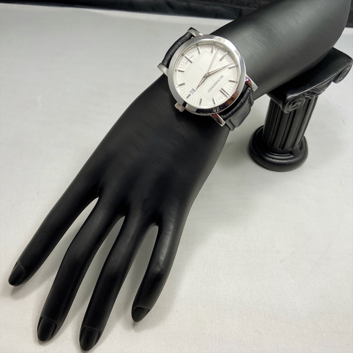 新品仕上 新品 ベルト・電池 バーバリー Burberry BU1379 腕時計 新品仕上 新品 ベルト・電池 バーバリー Burberry BU1379 腕時計