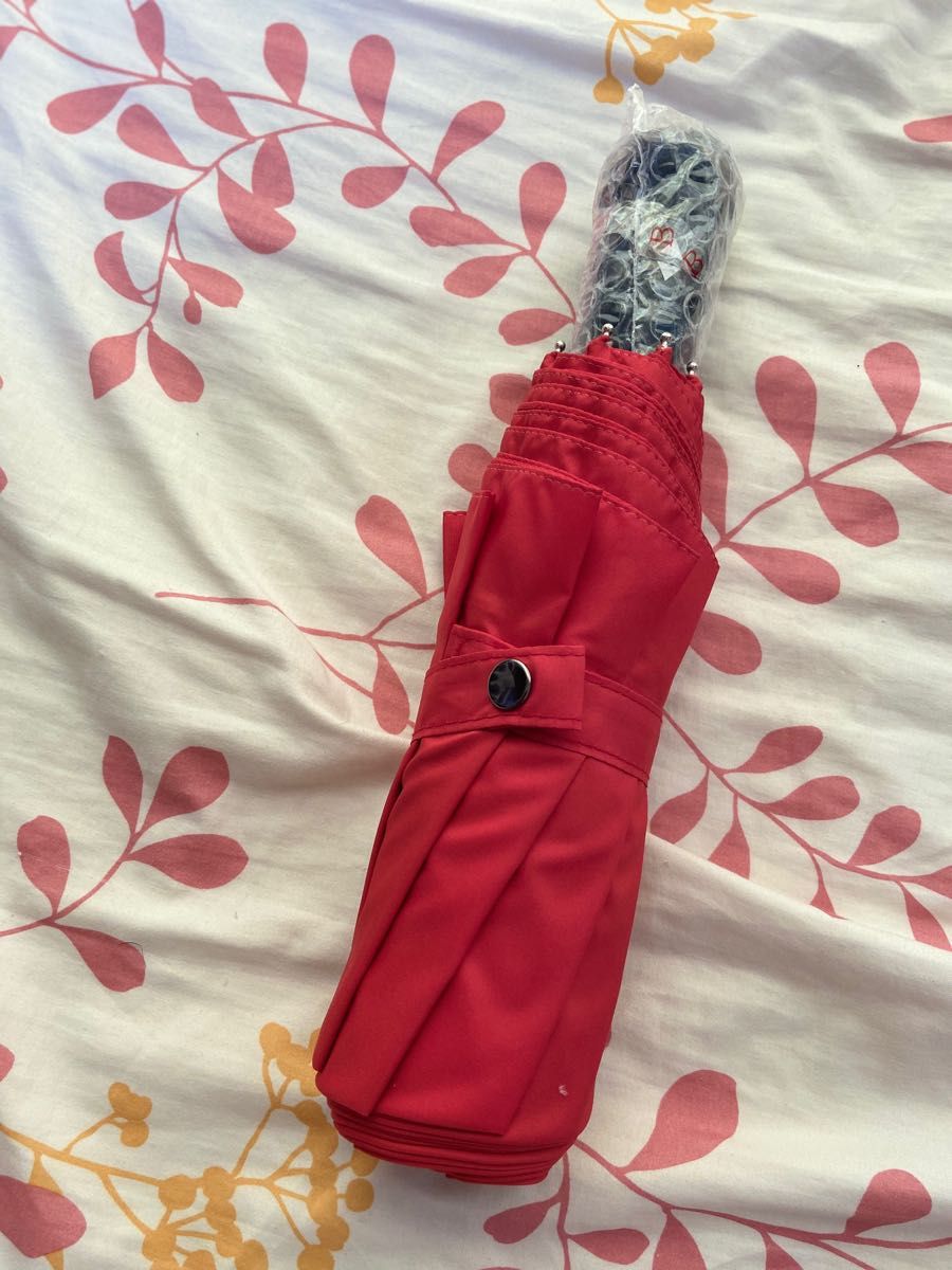 彼女はキレイだった パクソジュン 傘 折り畳み傘 新品 韓国ドラマ グッズ 梅雨 彼女はキレイだった パクソジュン 傘 折り畳み傘 新品 韓国