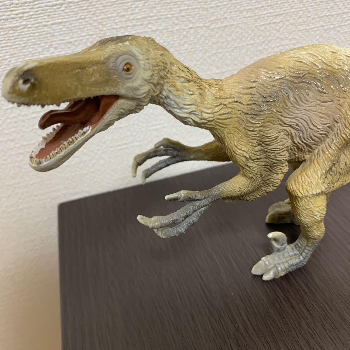 コレクタ ヴェロキラプトル　collecta velociraptor 恐竜フィギュア