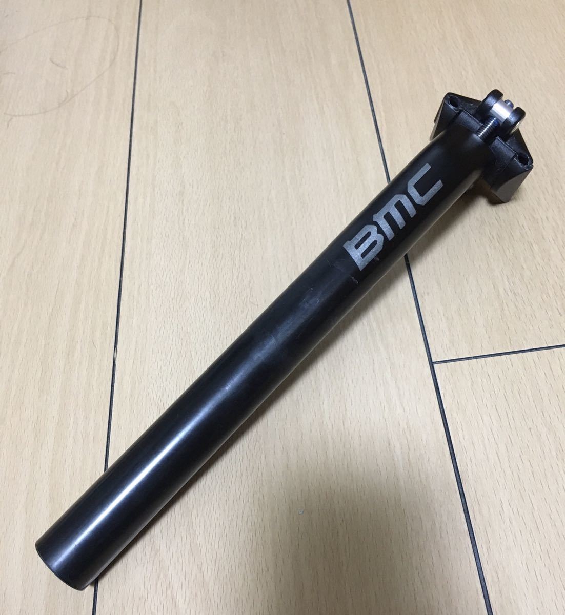 リアル offset 27.2mm チタンボルト カーボンシートポスト TCC BMC