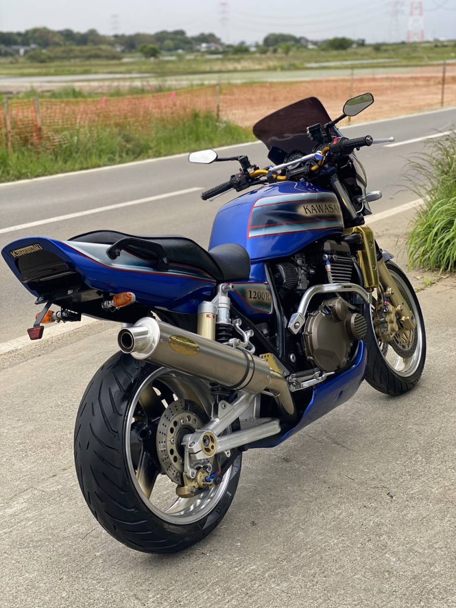カワサキ ZRX1200R/ 17484 km /初年度H13/ZRT20A/ 予備検査可能