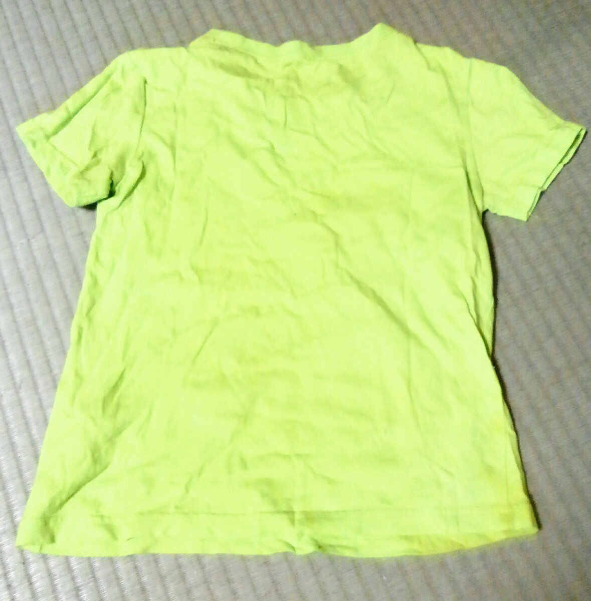 半袖Tシャツ　130サイズ　キッズ　複数落札同梱可_画像2