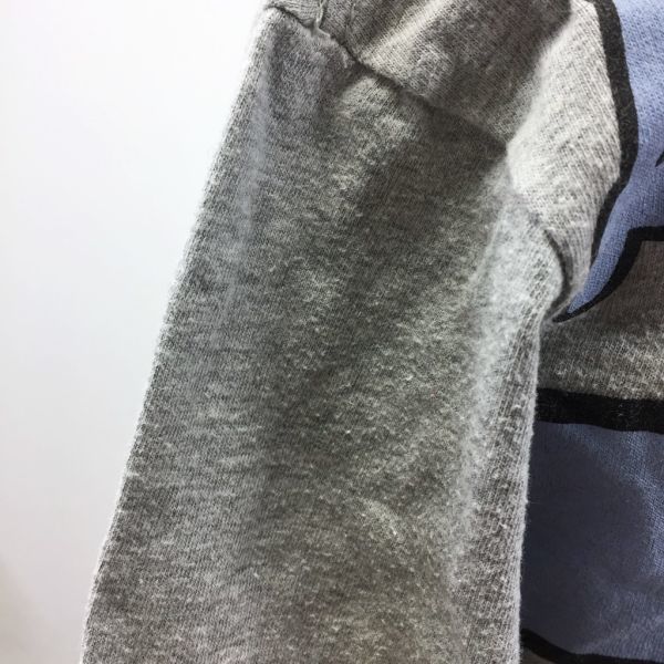 A|Xアルマーニ エクスチェンジ 七分袖 Tシャツ グレー 綿100％ 背中プリント サイズXS USA製 レディース_画像4