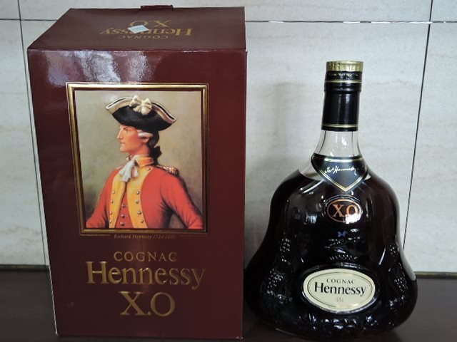ブランデー】COGNAC Hennessy X.O コニャック ヘネシー X.O 金キャップ