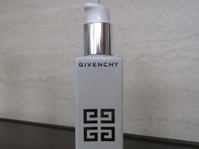GIVENCHY ジバンシー ブラン ディヴァン ローション（薬用化粧水）200ml フランス製/未使用品