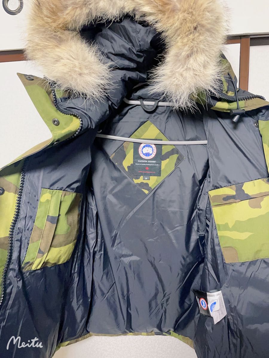 CANADA GOOSE カナダグース ダウンジャケット タグ付き カモフラ柄