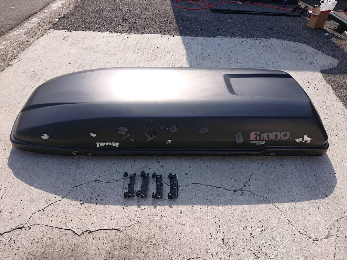 引き取り限定 カーメイト INNO BR570 ルーフボックス デリカ D5で使用