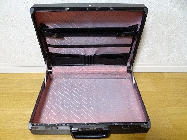  rare 70 period Vintage Samsonite Samsonite attache case suitcase trunk traveling abroad Showa Retro that time thing 