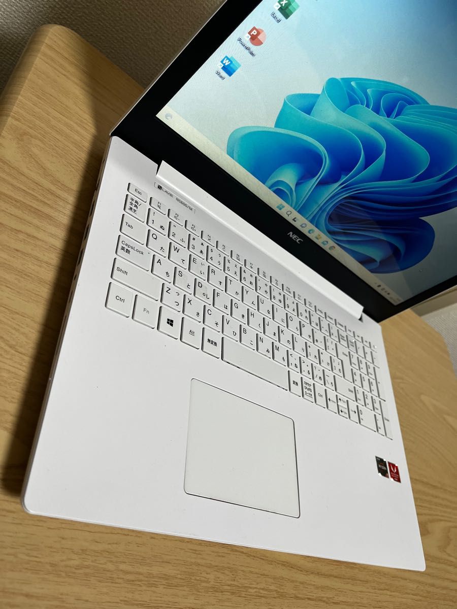 LAVIEノートパソコンRyzen7 メモリ8GB SSD512GB Officewebカメラ