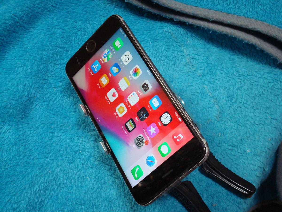 国内発送】 バッテリ最大容量96% au解除 64GB Plus 6S iPhone 新品液晶