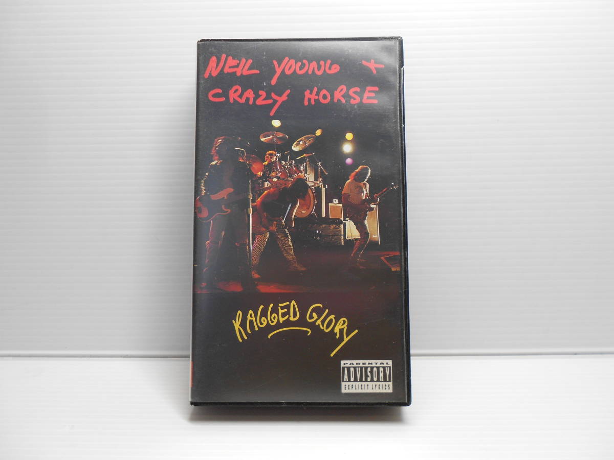 ニール・ヤング＆クレイジー・ホース　傷だらけの栄光　NEIL YOUNG & CRAZY HORSE RAGGED GLORY ビデオ　VHS　_画像1
