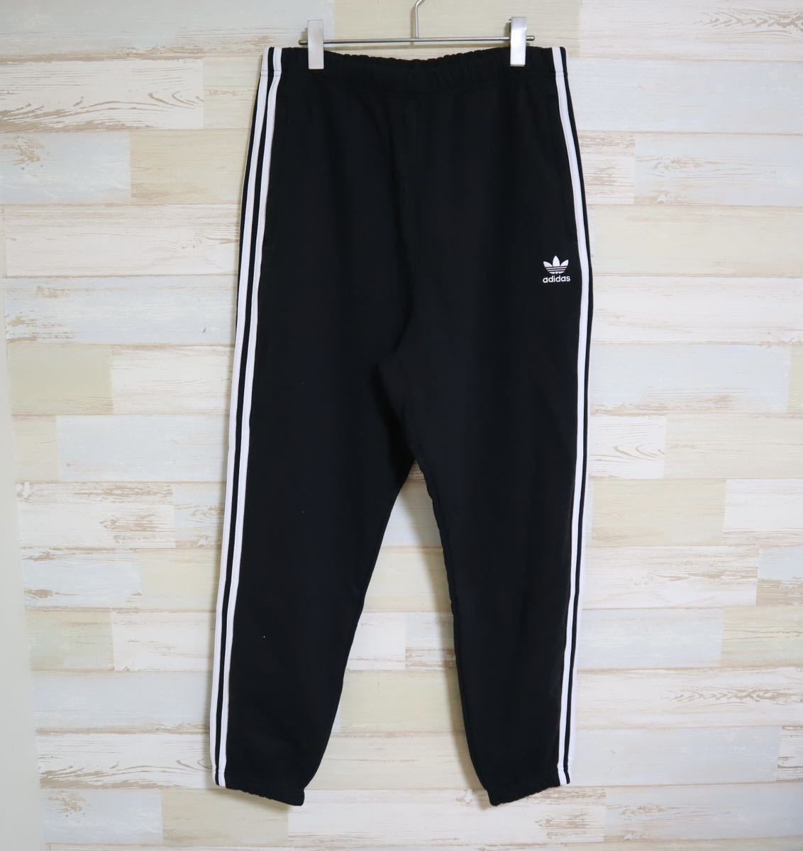 新品 定価8990円 O(XL)サイズ adidas Originals アディダスオリジナルス スリー　ストライプス　パンツ　トラックパンツ