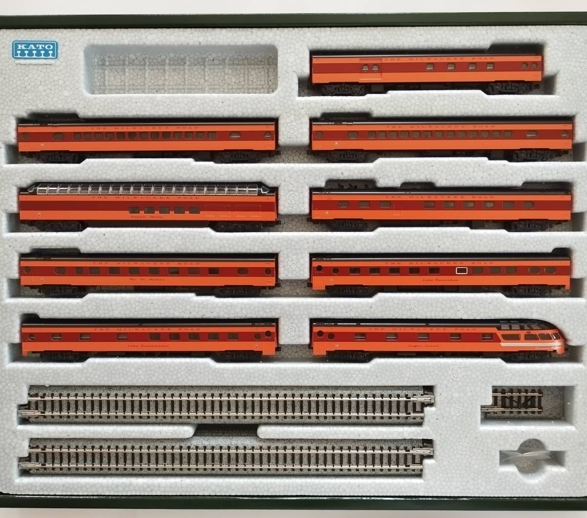 KATO 10753-2 ミルウォーキー・ロード〈オリンピア・ハイアワッサ〉/10755-2 EMD FP7A+F7B/17711-3 FP7A _画像4