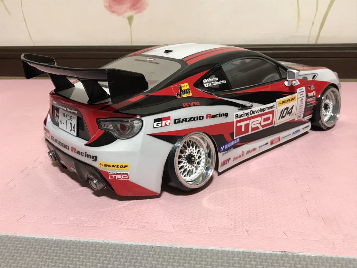 送料無料 1/10 トヨタ FT86 GAZOO レーシングカー 組立塗装済 送料無料 1/10 トヨタ FT86 GAZOO レーシングカー 組立塗装済