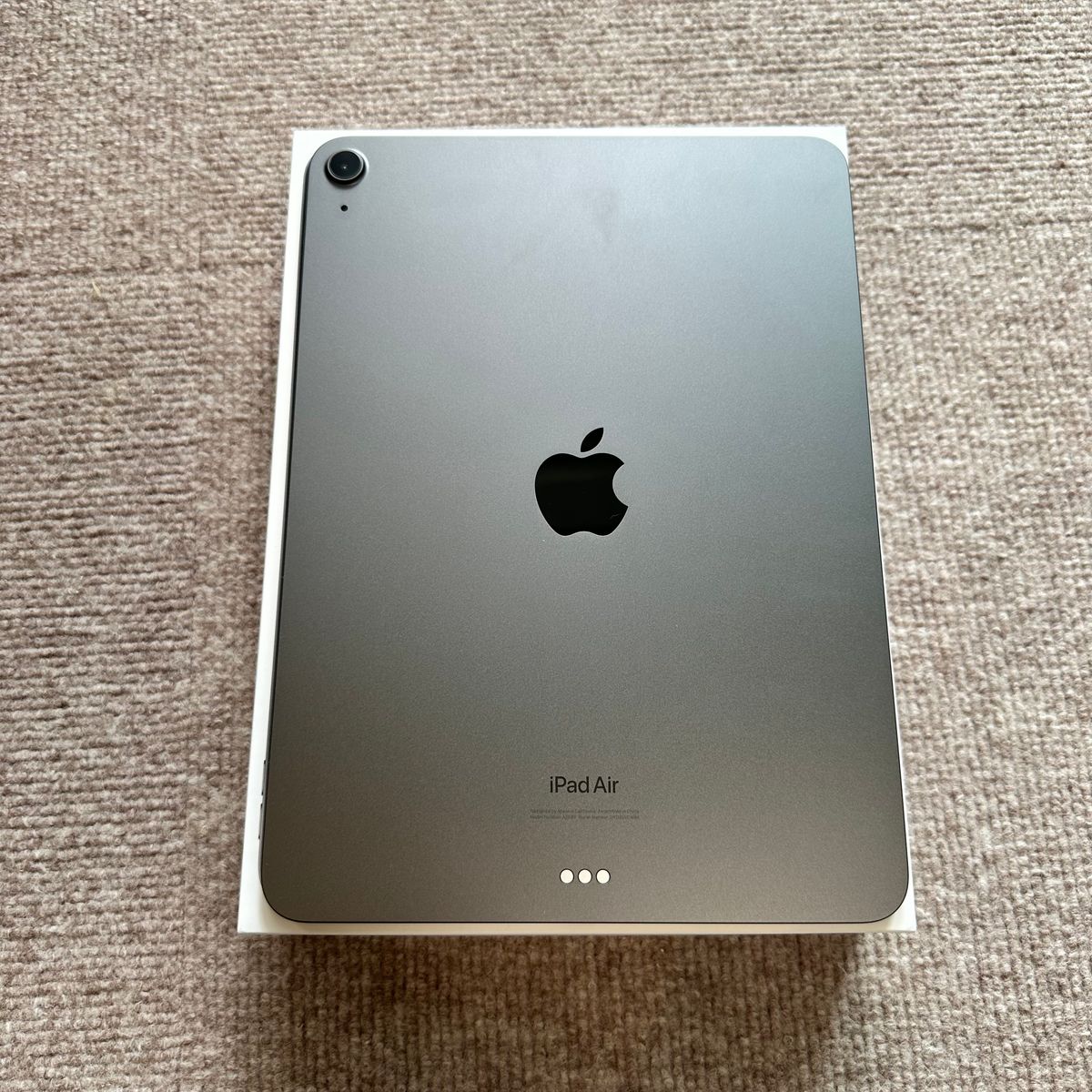 今日の超目玉】 【1ヶ月のみ利用】超美品：iPad air wifiモデル 256GB