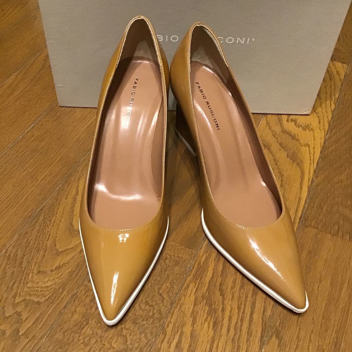 * fabio rusko-niFABIO RUSCONI pumps po Inte dotu enamel 37 24cm beige unused United Arrows 