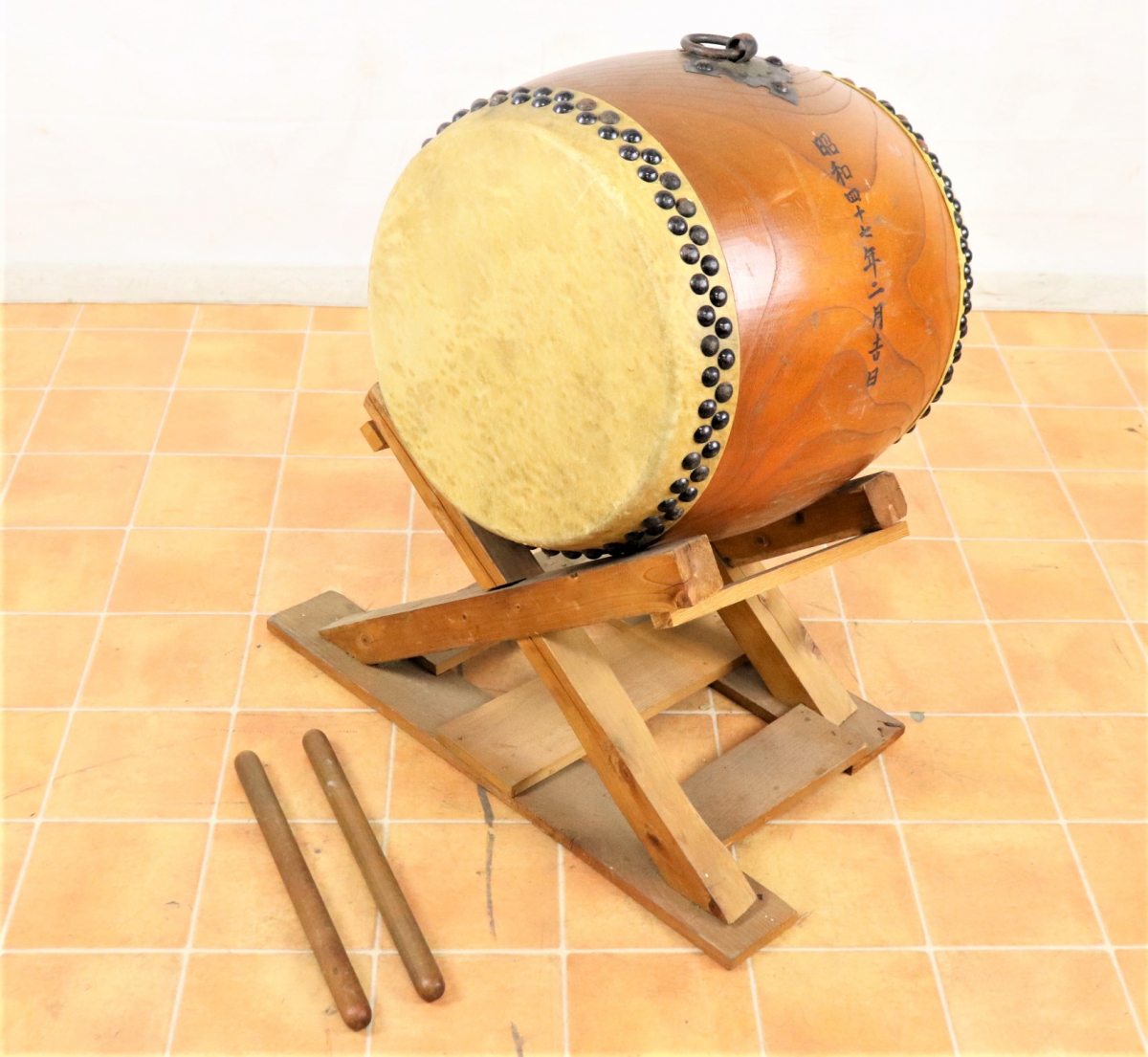 Yahoo!オークション - 【発送不可】小太鼓 ミニ太鼓 打楽器 和 Yahoo!オークション - 【発送不可】小太鼓 ミニ太鼓 打楽器 和