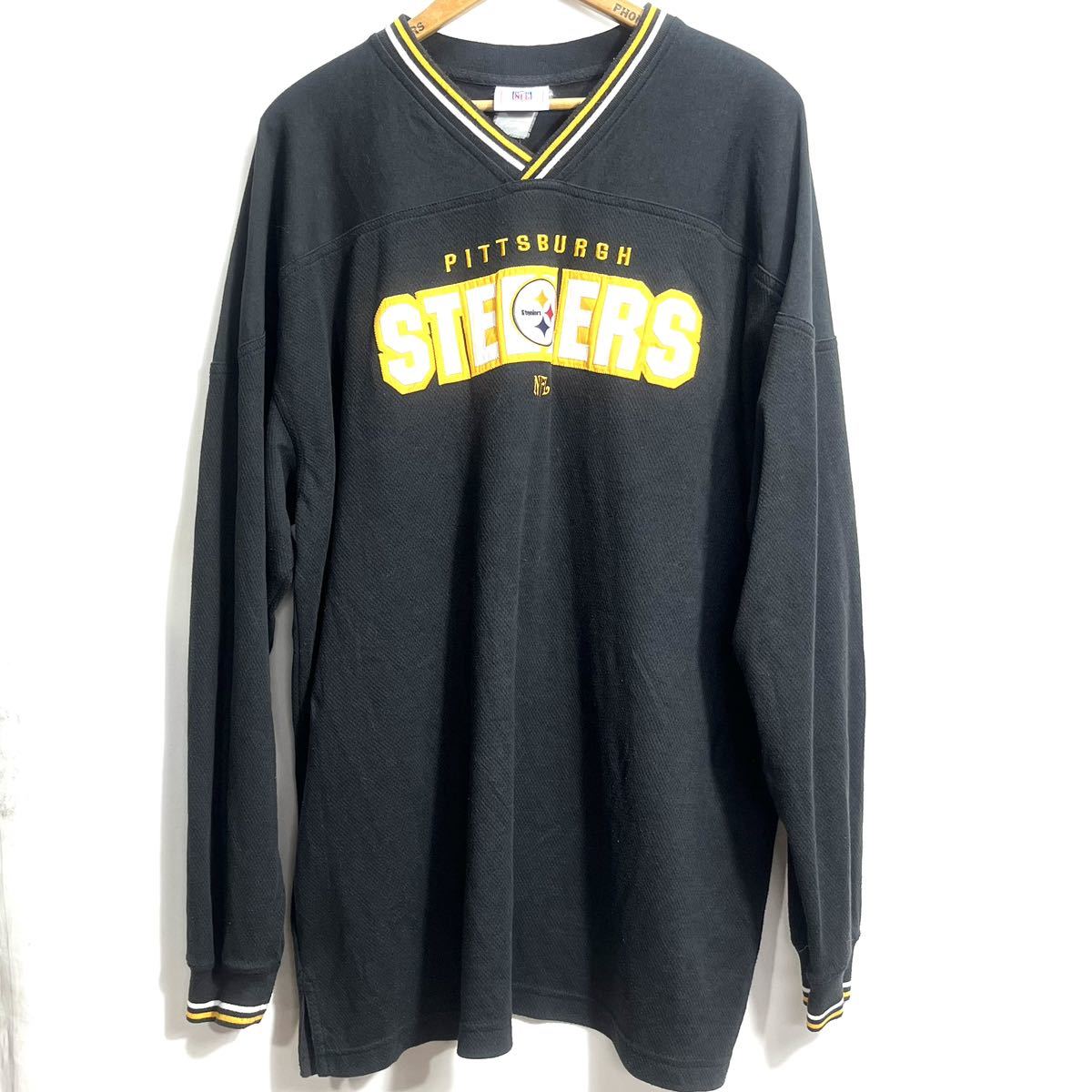 ■ NFL Pittsburgh Steelers 胸ロゴ 刺繍 Vネック ロングスリーブ Tシャツ カットソー 長袖 ブラック 黒 古着 アメフト スティーラーズ ■の画像1