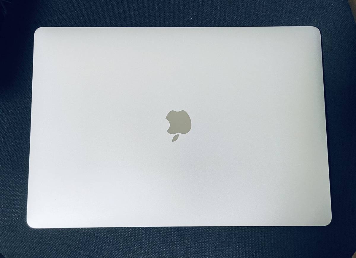 C100 超美品 充放電回数70回 Apple MacBook Pro Retina 16インチ 2019 