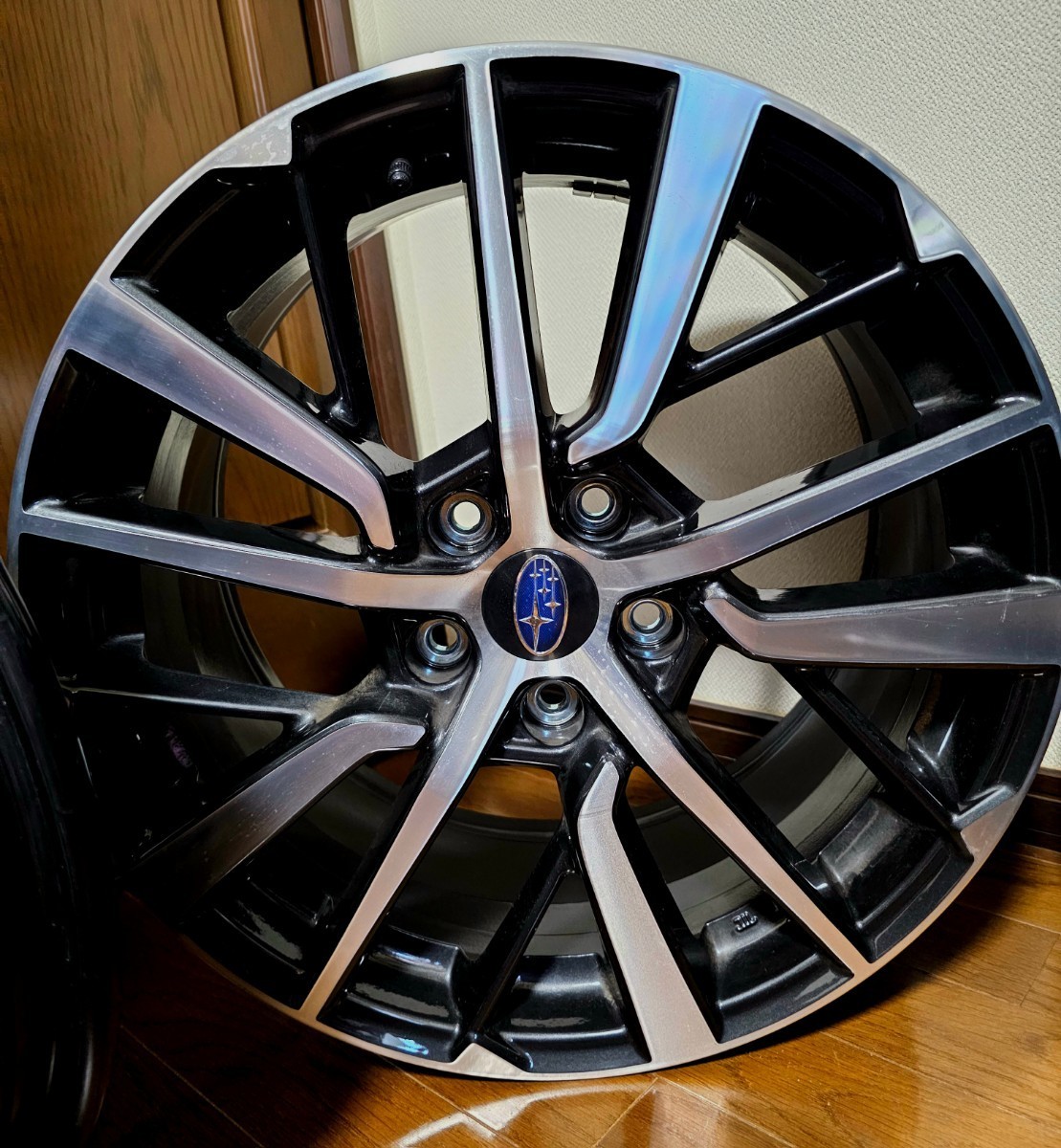 もらって嬉しい出産祝い WRX S4 VBH GT-H純正ホイール タイヤ4本セット
