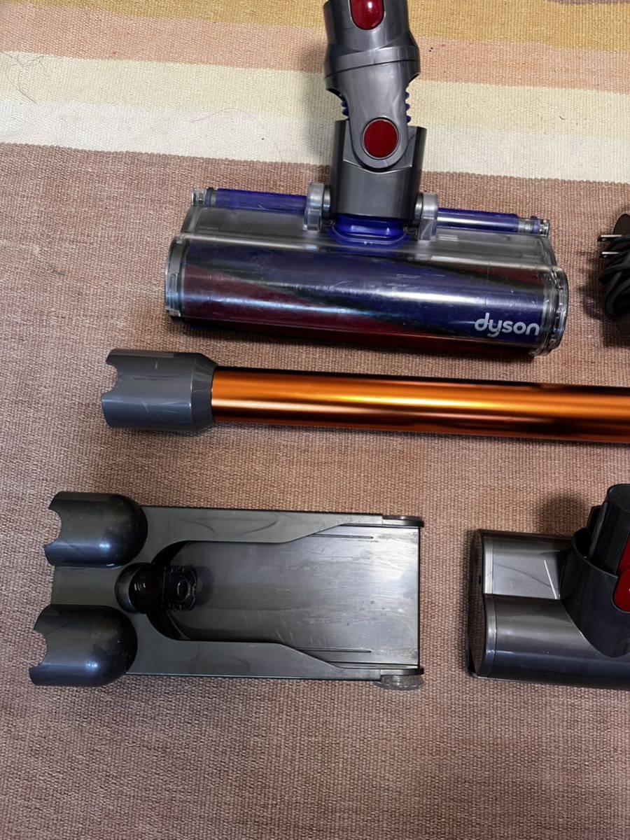 ②すぐ使える!動作品!ダイソンdyson SV12コードレスクリーナー純正