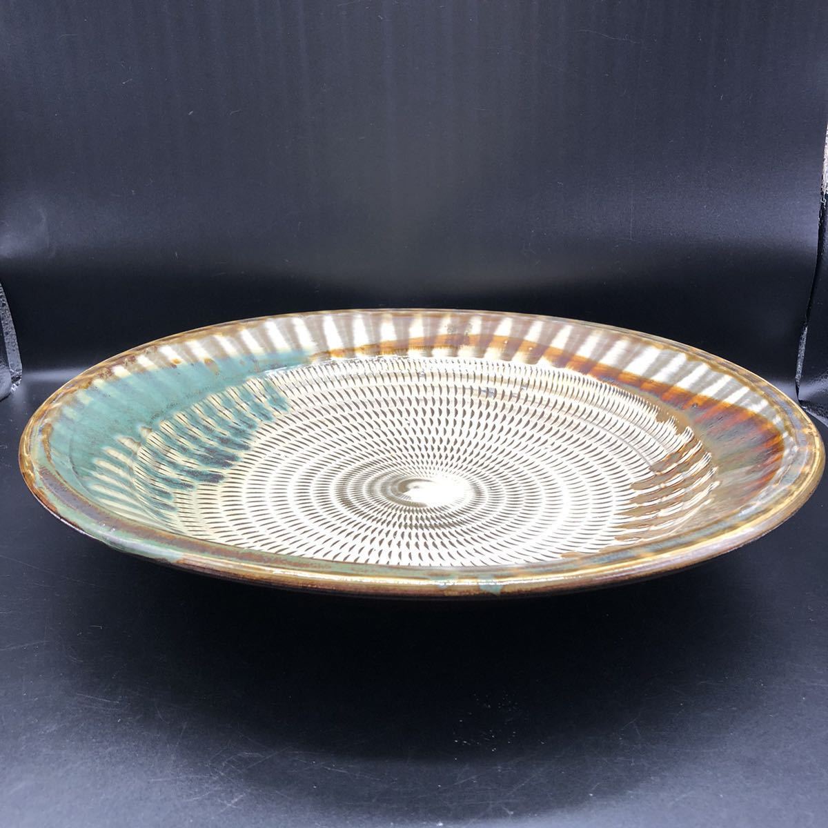 小石原焼 大皿 重要無形文化財 ヤマイチ窯 飛び鉋 三彩 直径約40.5cm アンティーク 4