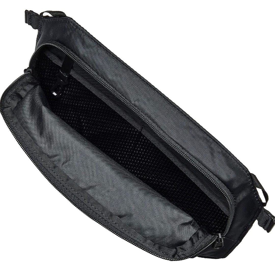 新品未使用!爽やかな水色!ノースフェイスヒューズボックスウォーターリーフズ30L!タグ付き! THE NORTH FACE
