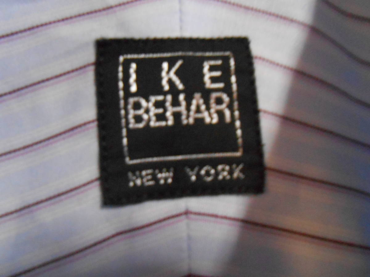 未使用タグ付　米国 IKE BEHAR（1957年創業）　上品なストライプ柄の高級ドレスシャツ 　UＳ＄185　コットン100%　ＵS16-32サイズ _画像2