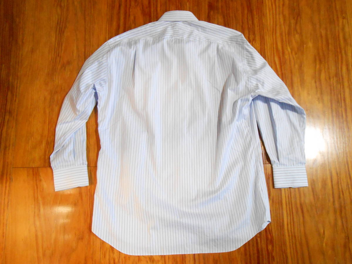 未使用タグ付　米国 IKE BEHAR（1957年創業）　上品なストライプ柄の高級ドレスシャツ 　UＳ＄185　コットン100%　ＵS16-32サイズ _画像5