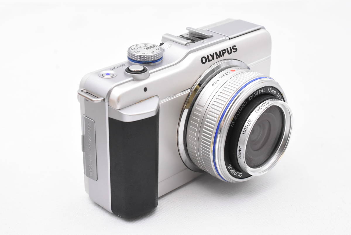 Olympus オリンパス E-PL1 シルバー ミラーレス一眼レフカメラ + M.Zuiko Digital 17mm F/2.8 レンズ (t3389)
