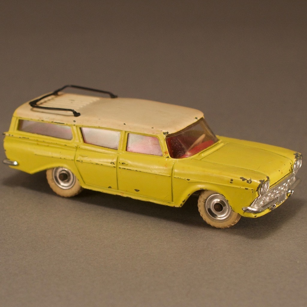  England Dinky toys (DINKY TOYS) 193 RAMBLER CROSS COUNTRY STATION WAGON
