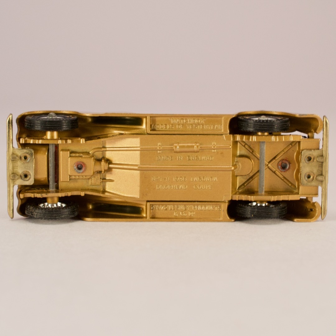 イギリス マッチボックス（matchbox） Models of Yesteryear Y-11 1938 LAGONDA DROPHEAD COUPE 1/43_画像5