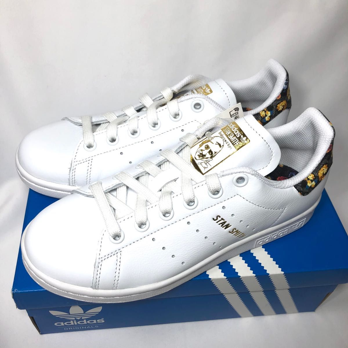 【新品】アディダス スタンスミス スニーカー ホワイト フラワー 花柄 22.0 adidas STAN SMITH EF1581