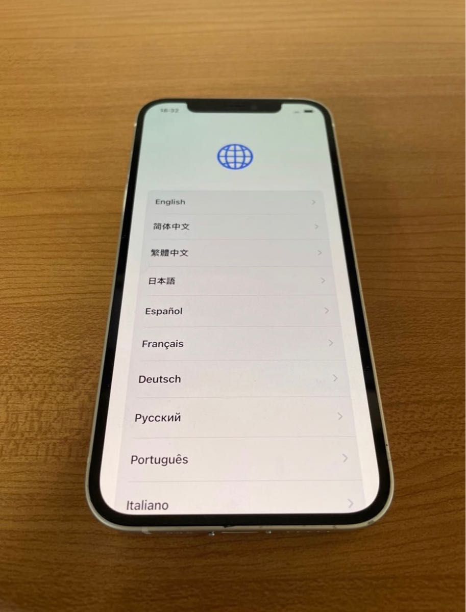 ジャンク iPhone 12 ホワイト 64 GB SIMフリー-