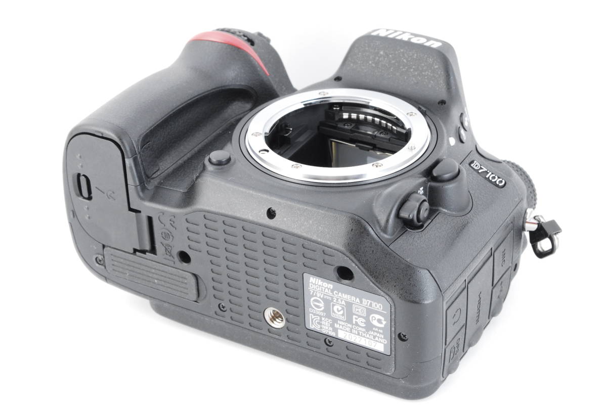 ☆未使用品☆ Nikon D7100 ボディ ブラック 一眼レフカメラ ニコン