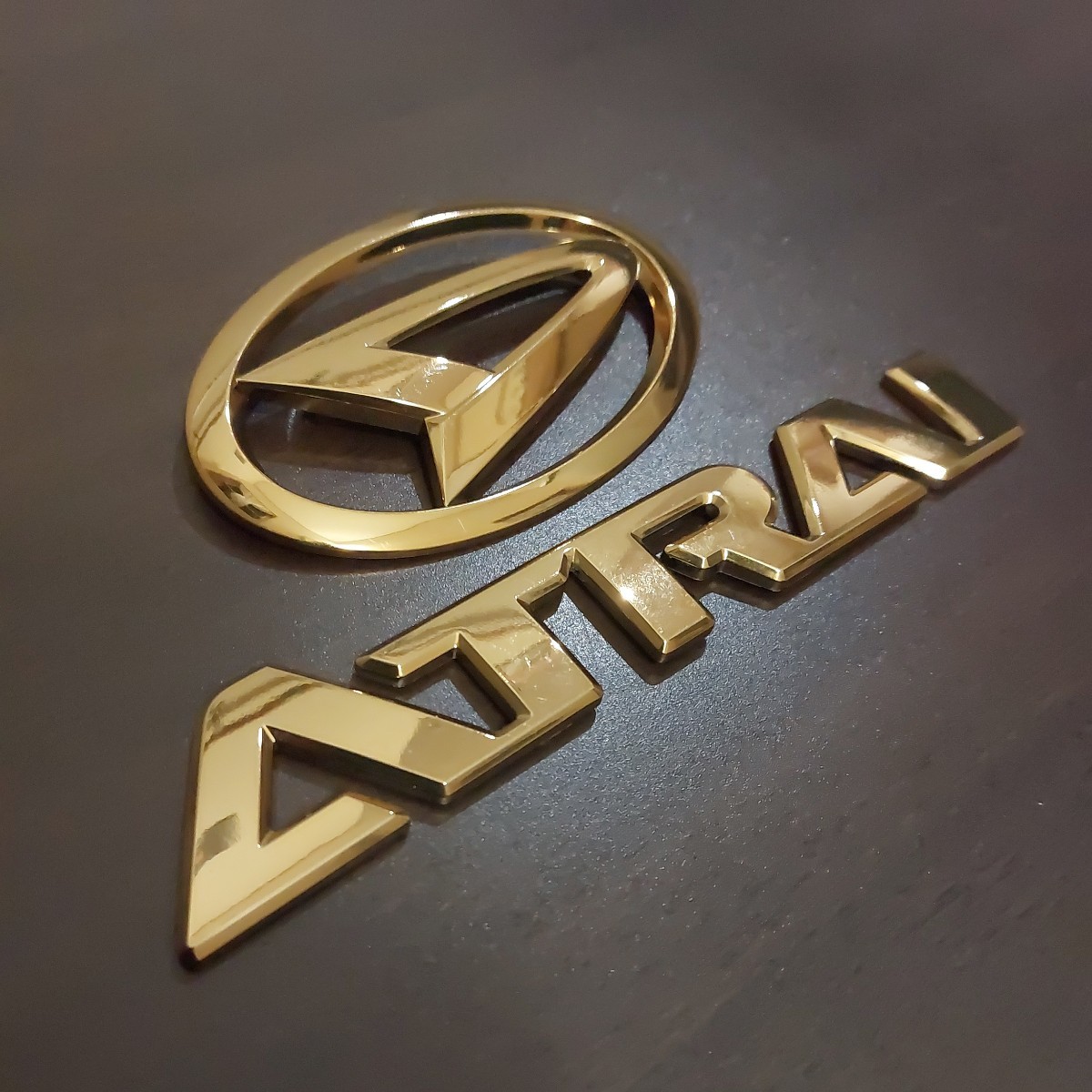 DAIHATSU S331G S330G S321G S320G ATRAI GOLD EMBLEM ダイハツ アトレー ゴールドエンブレム VIP ビップ luxury CUSTOM カスタム _画像1