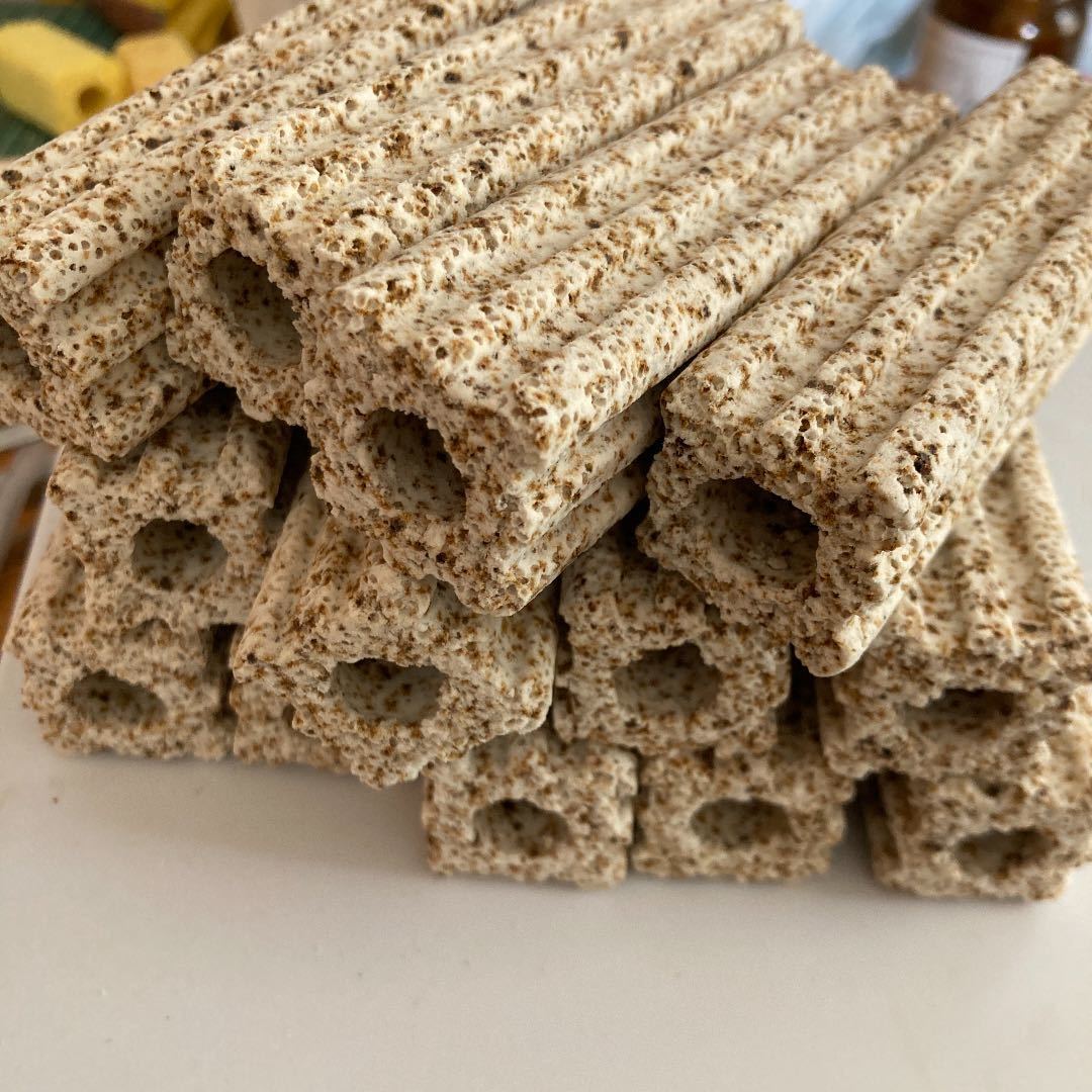 無料発送 高品質納豆菌入り角棒ろ材300+30無料配送 大幅にプライス
