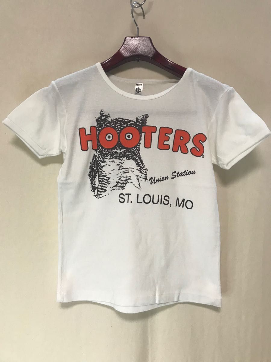 HOOTERS  Tシャツ