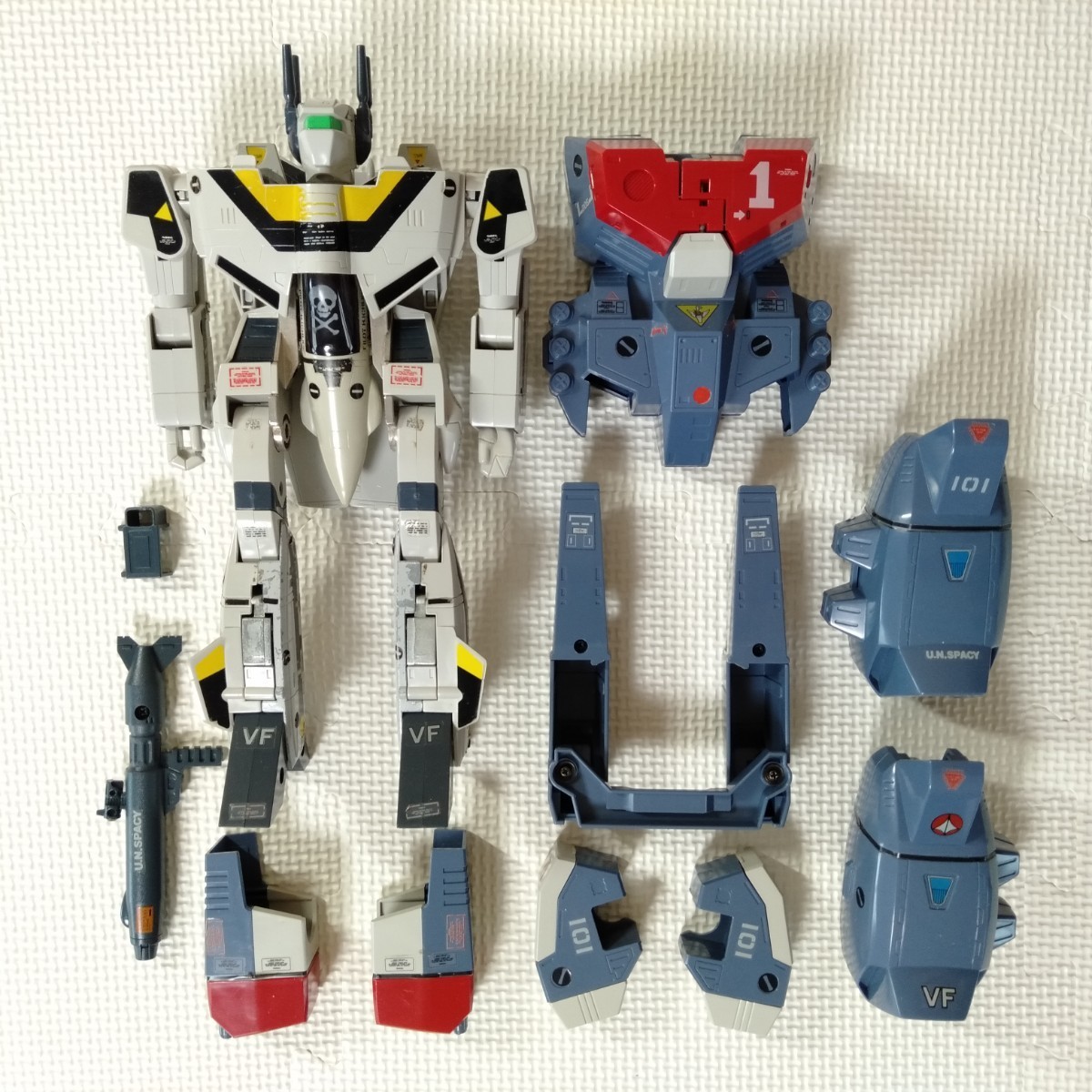付属品完備 タカトクトイス 超時空要塞マクロス アーマードバルキリー