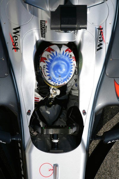 超稀少限定カスタマイズモデル ☆ PMA1/18 McLaren Mercedes　MP4/20 サンマリノGP 2005 前半戦 West仕様　A.ブルツ #10 ☆_画像10