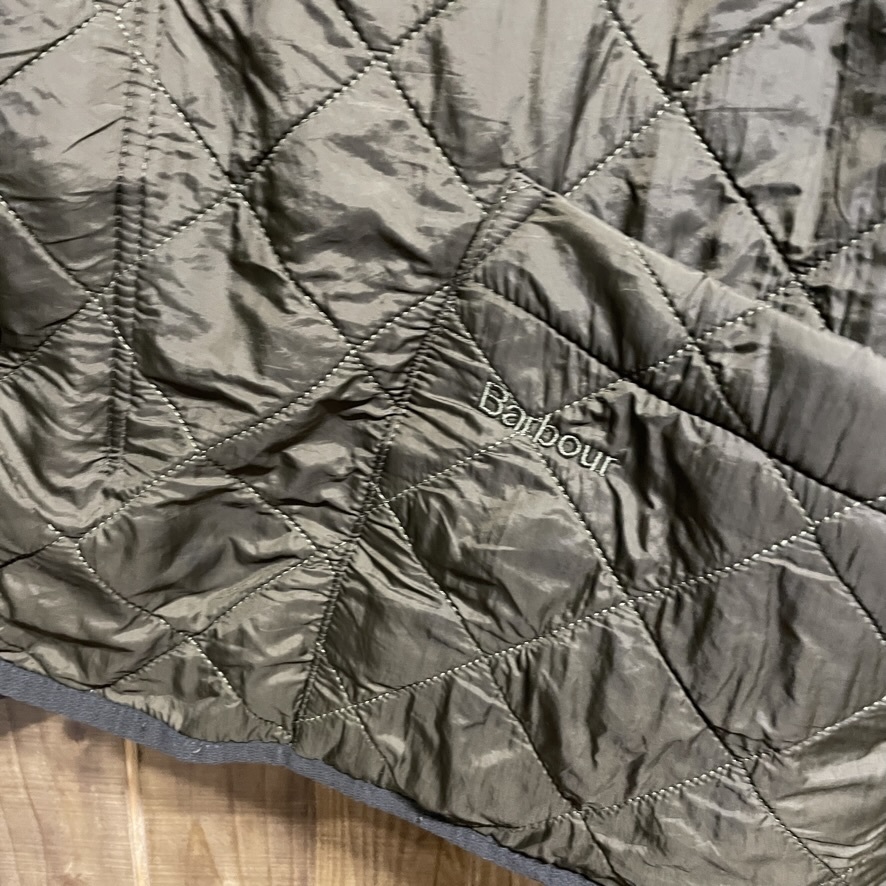 注目ショップ バブアー Barbour キルティングジャケット L メンズ