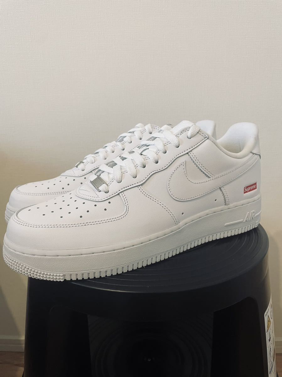 新品未使用 Supreme Nike Air Force 1 Low White af1 シュプリーム
